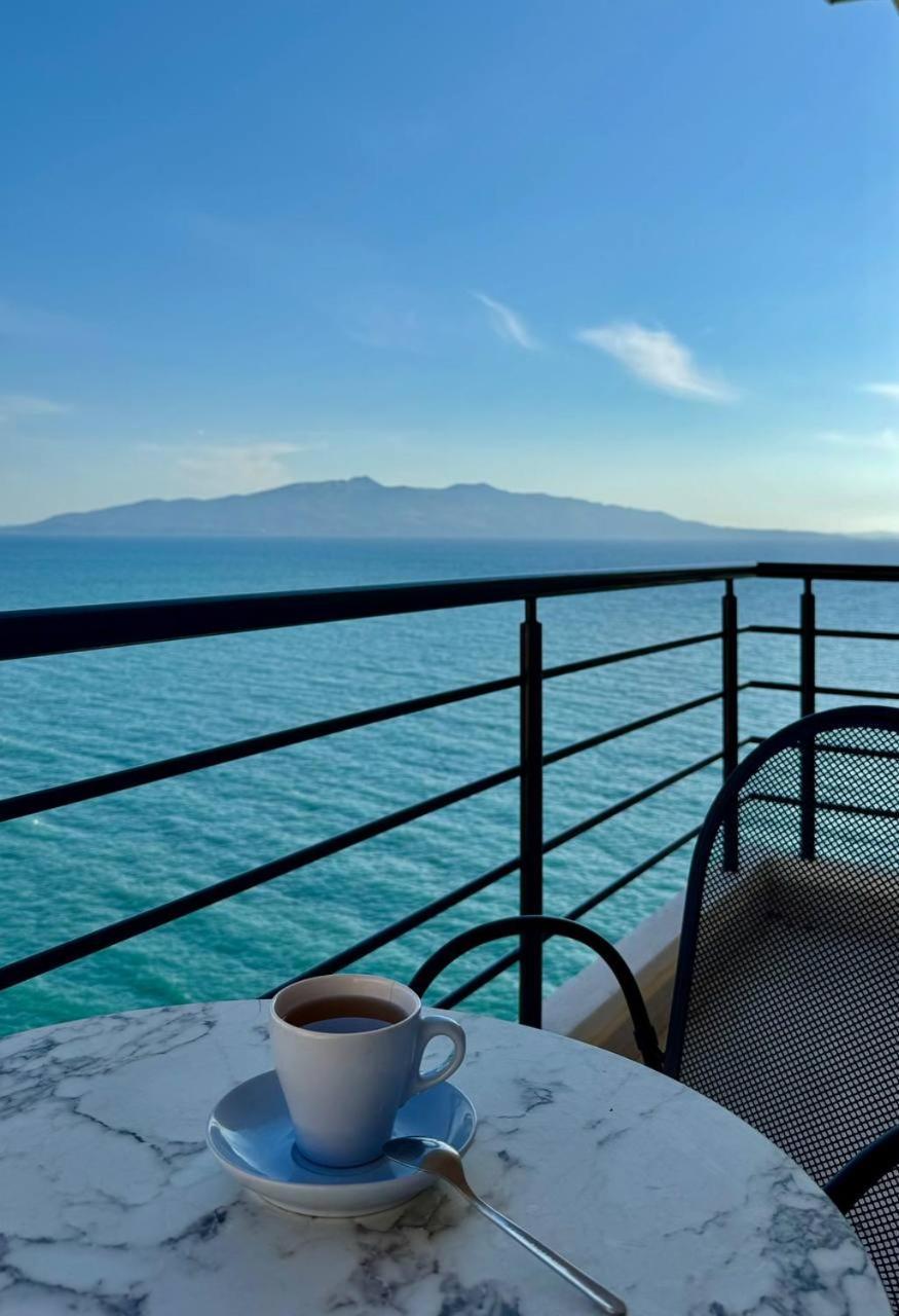 Apartament Viola Sea View Penthouse Saranda Zewnętrze zdjęcie
