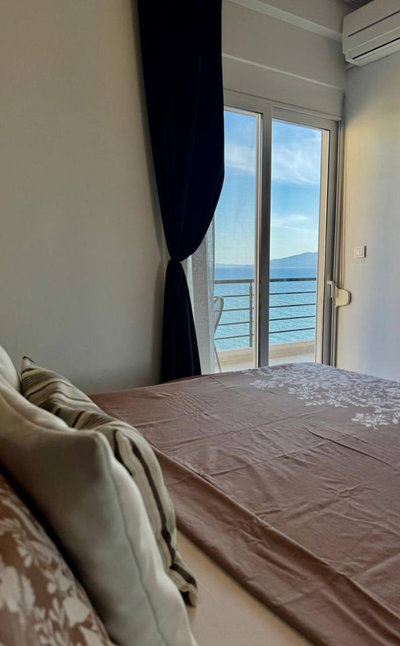 Apartament Viola Sea View Penthouse Saranda Zewnętrze zdjęcie