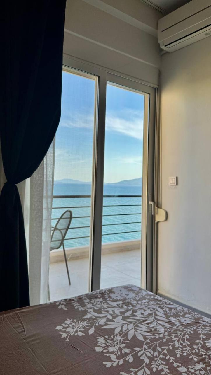Apartament Viola Sea View Penthouse Saranda Zewnętrze zdjęcie